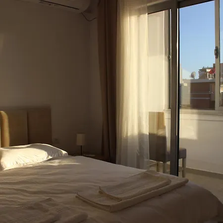 Besa Rooms&apartment Habitación en casa particular *
