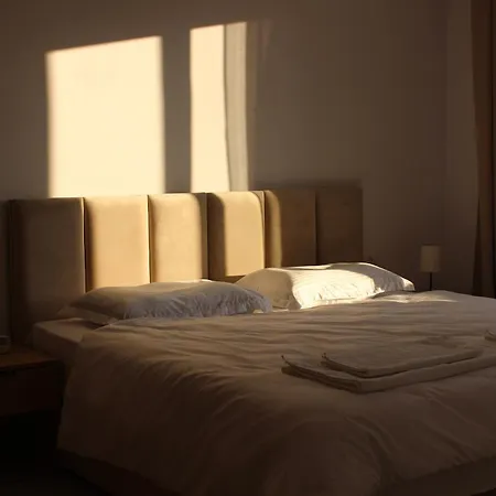 Besa Rooms&apartment Habitación en casa particular *